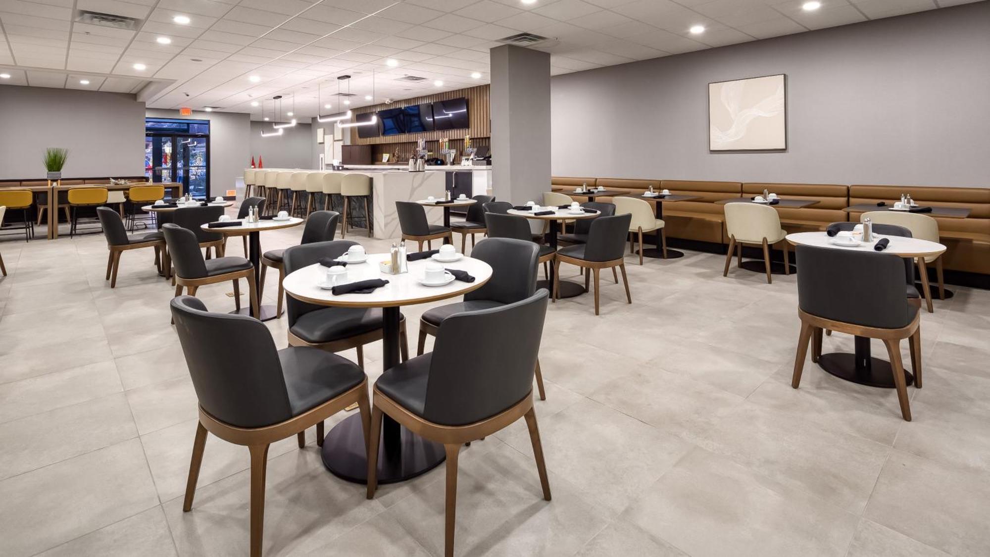 Holiday Inn Nashville Airport By Ihg ภายนอก รูปภาพ