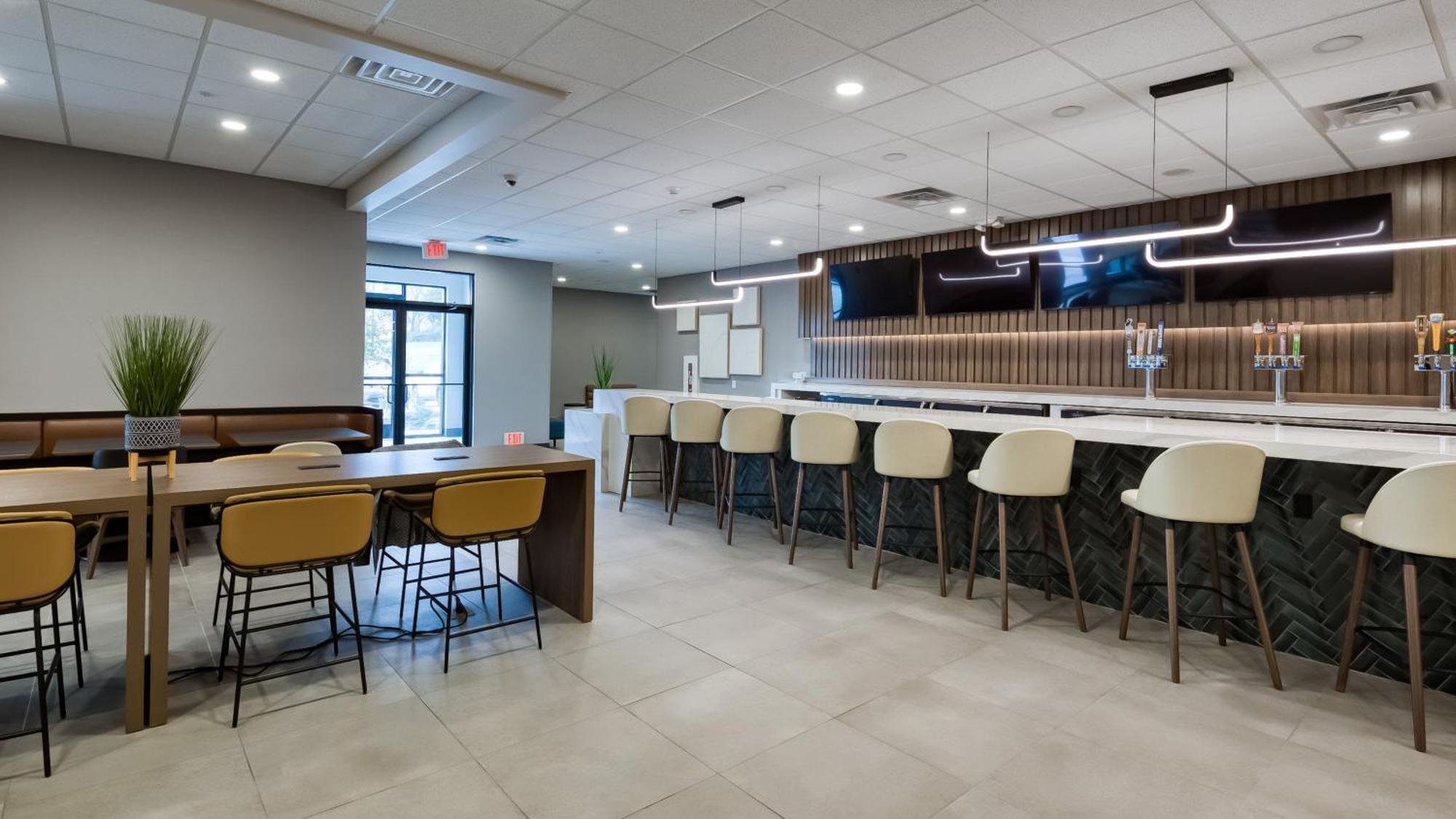 Holiday Inn Nashville Airport By Ihg ภายนอก รูปภาพ